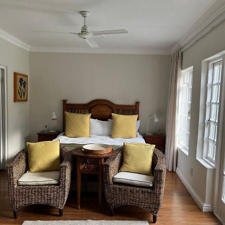 Bed and Breakfast 325Onmain Hermanus Esterno foto
